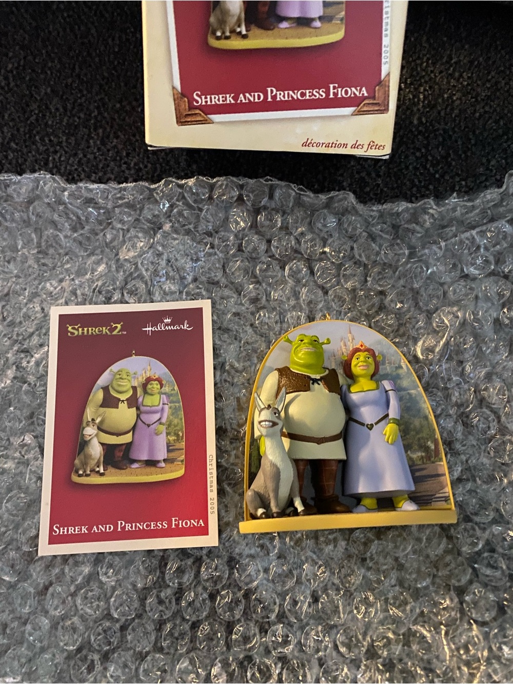 NWB Hallmark Green and Purple Shrek Family Ornament - Picture 3 of 6